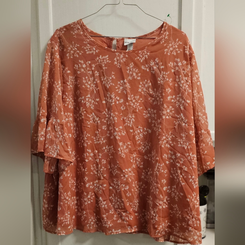 4XL Ava&Viv orange blouse with cream flowers